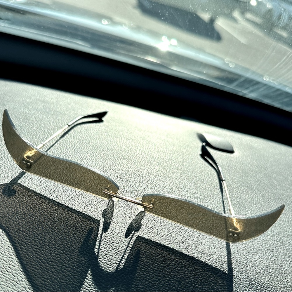 ISLY NYC Cat Eye Rimless Sunglasses Novelty Laser Cut